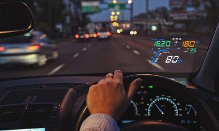 هدآپ دیسپلی (Head-Up Display)