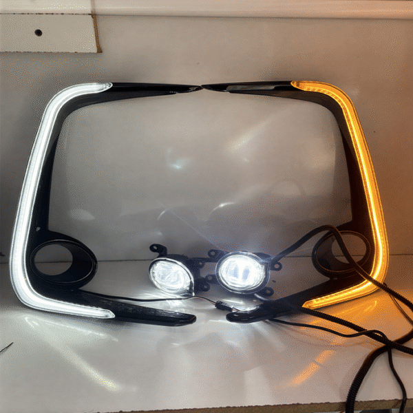 دی لایت و پروژکتور تویوتا کرولا